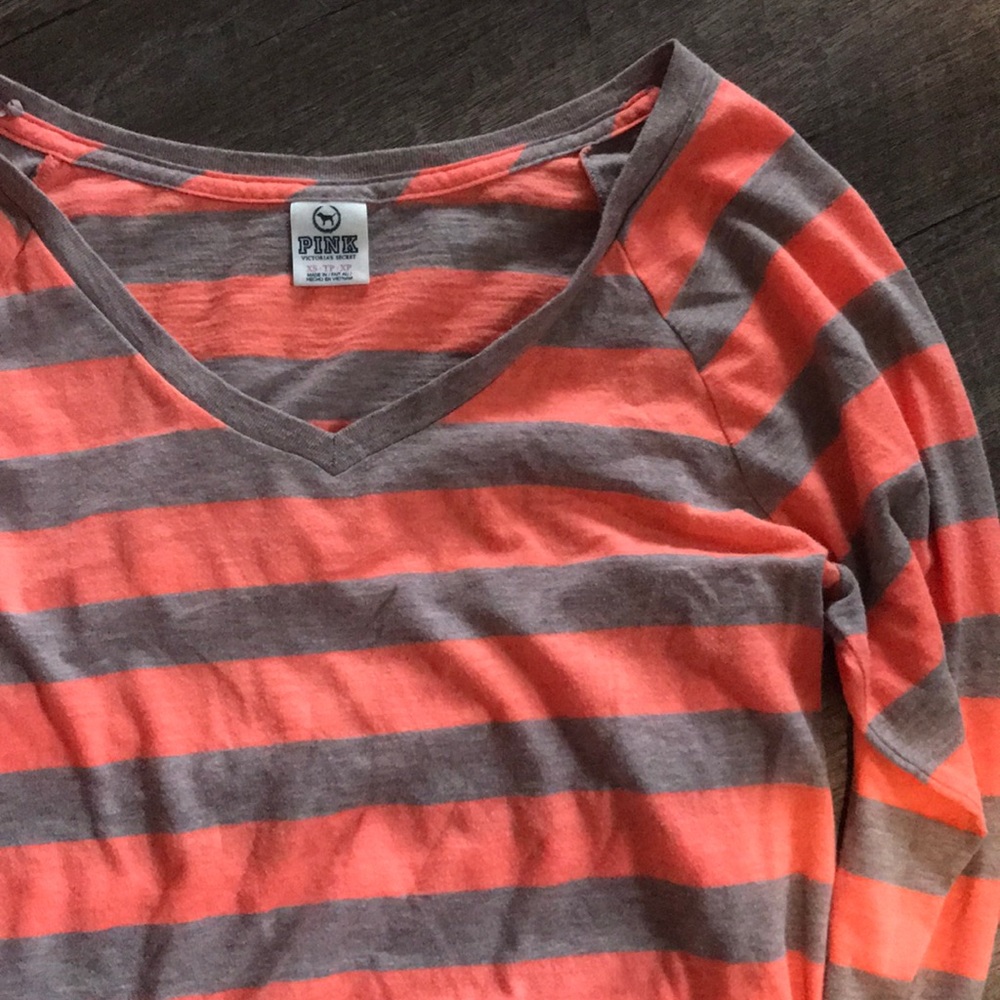 VS Pink Long Sleeve Tee